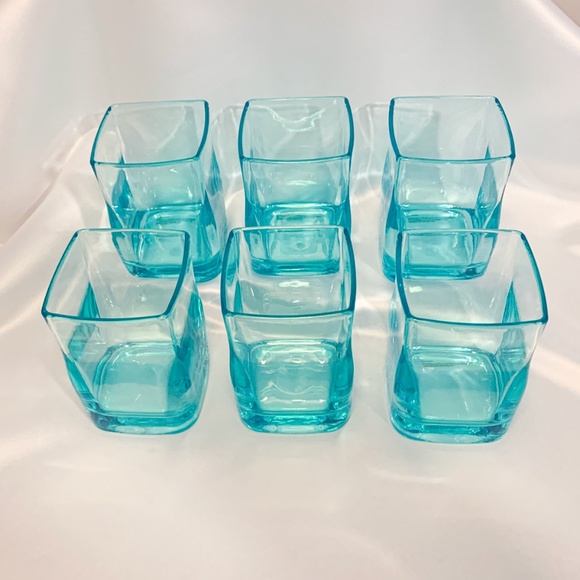 6-Piece Premium Aqua Acrylic Glassware - Picture 2 of 8